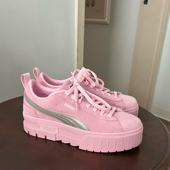 Puma Shoes - Dua Lipa Collaboration Special Edition Pink Pumas Size 8.5